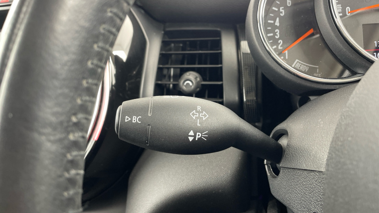 MINI Hatchback 1.5 Cooper II 5dr Petrol Hatchback